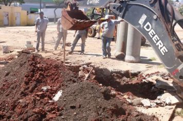 Prefeitura inicia os trabalhos de revitalização da Praça Furquim Pedroso 