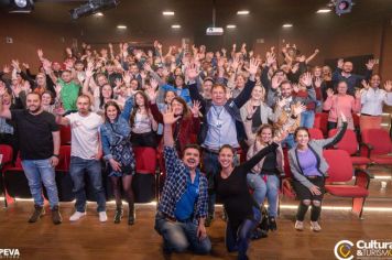 Apresentação das Oficinas de Ballet Clássico encanta o público