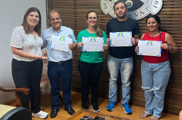 Conselho Municipal do Idoso é empossado pela prefeita Coronel Adriana Duch Machado no Paço Municipal