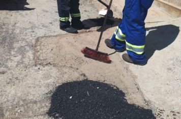 Serviços de recuperação do pavimento seguem na Vila Nova e imediações 