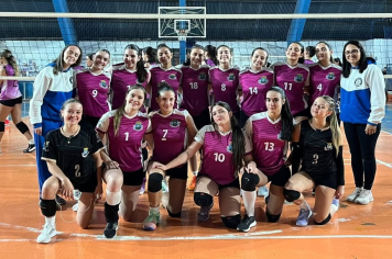 Equipes femininas de vôlei de Itapeva avançam nas semifinais da Liga de Sorocaba e região