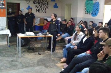 GCM de Itapeva realiza ações junto aos estudantes para a prevenção do uso de drogas