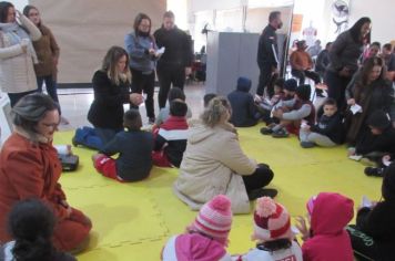 Crianças do Morada do Bosque participam de ação educativa