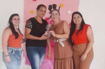 Assistidas pelo CRAS Jd. Maringá participam de ação especial em homenagem às mulheres