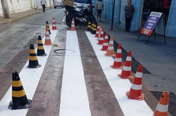 Calçadão doutor Pinheiro e praça Anchieta recebem serviços de pintura e reforço de s