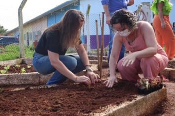 PREFEITURA IMPLANTA HORTA COMUNITÁRIA NO BAIRRO SANTA MARIA