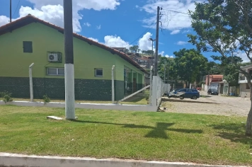 Secretaria de Administrações Regionais finaliza os serviços de roçada na UBS da Vila São Benedito