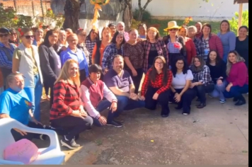 Idosos assistidos pela Assistência Social de Itapeva participam de Festa Junina 