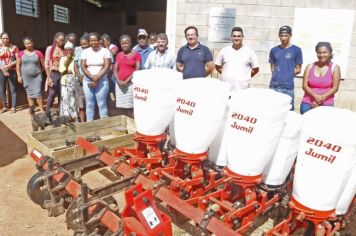 Comunidade do Jaó recebe novos equipamentos agrícolas
