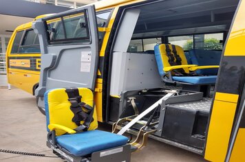 Educação recebeu novo ônibus adaptado para o transporte escolar