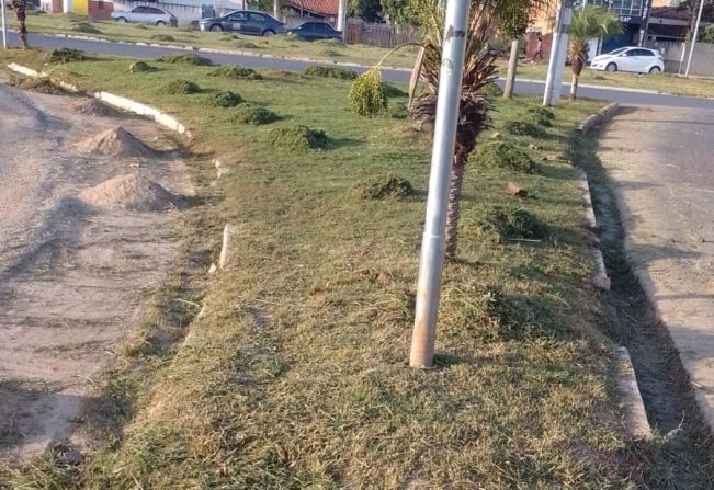 Serviços de Roçada e Limpeza Urbana seguem a todo vapor em Itapeva