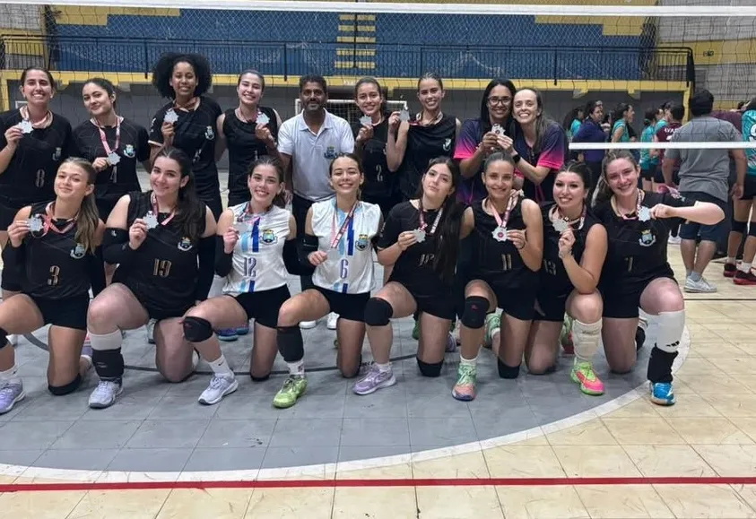 Itapeva é vice-campeã da Taça Ouro da Liga de Voleibol de Sorocaba e Região