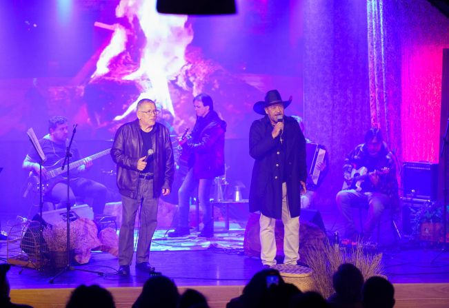 Secretaria de Cultura realiza Show de Inverno com apresentação de Deny e Darcio e oficinas culturais