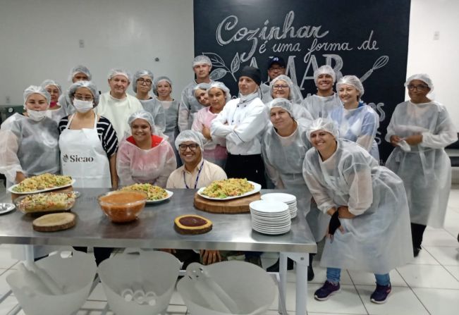 Formandos da 1ª turma do curso de Culinária Japonesa já estão prontos para empreender