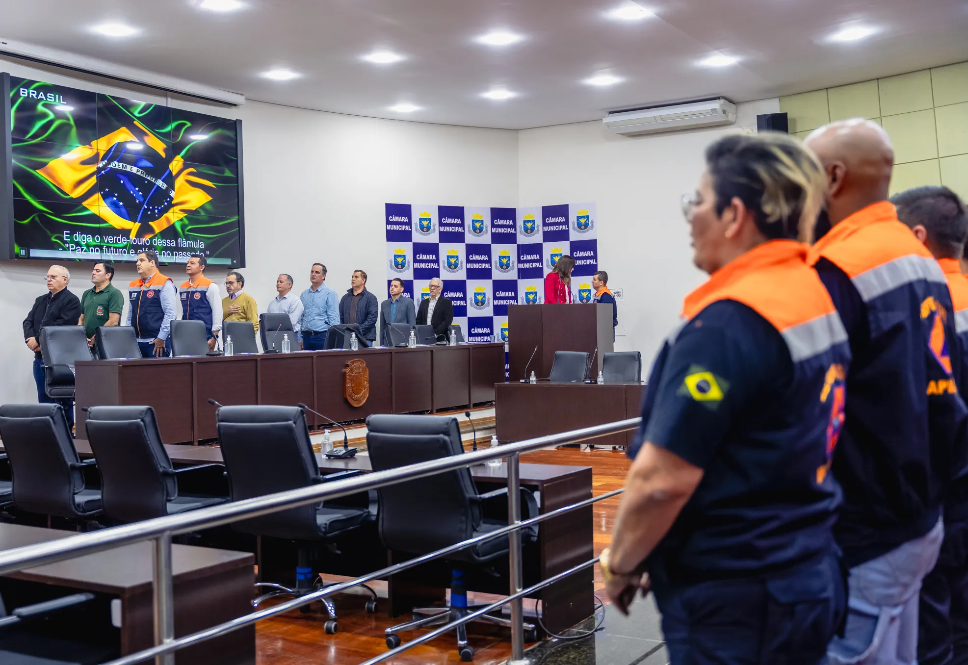 Prefeitura de Itapeva sedia treinamento da Operação SP Sem Fogo 2026 e realiza ação educativa na Praça Anchieta 