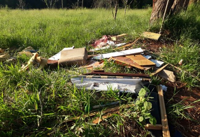 JOGAR ENTULHO EM TERRENOS BALDIOS PODE GERAR NOTIFICAÇÃO E MULTA