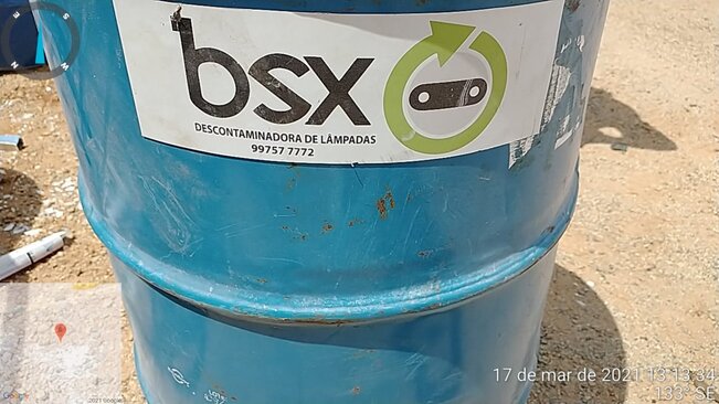 Secretaria de Recursos Hídricos e Meio Ambiente fez a entrega de 10 mil lâmpadas fluorescentes para empresa BSX
