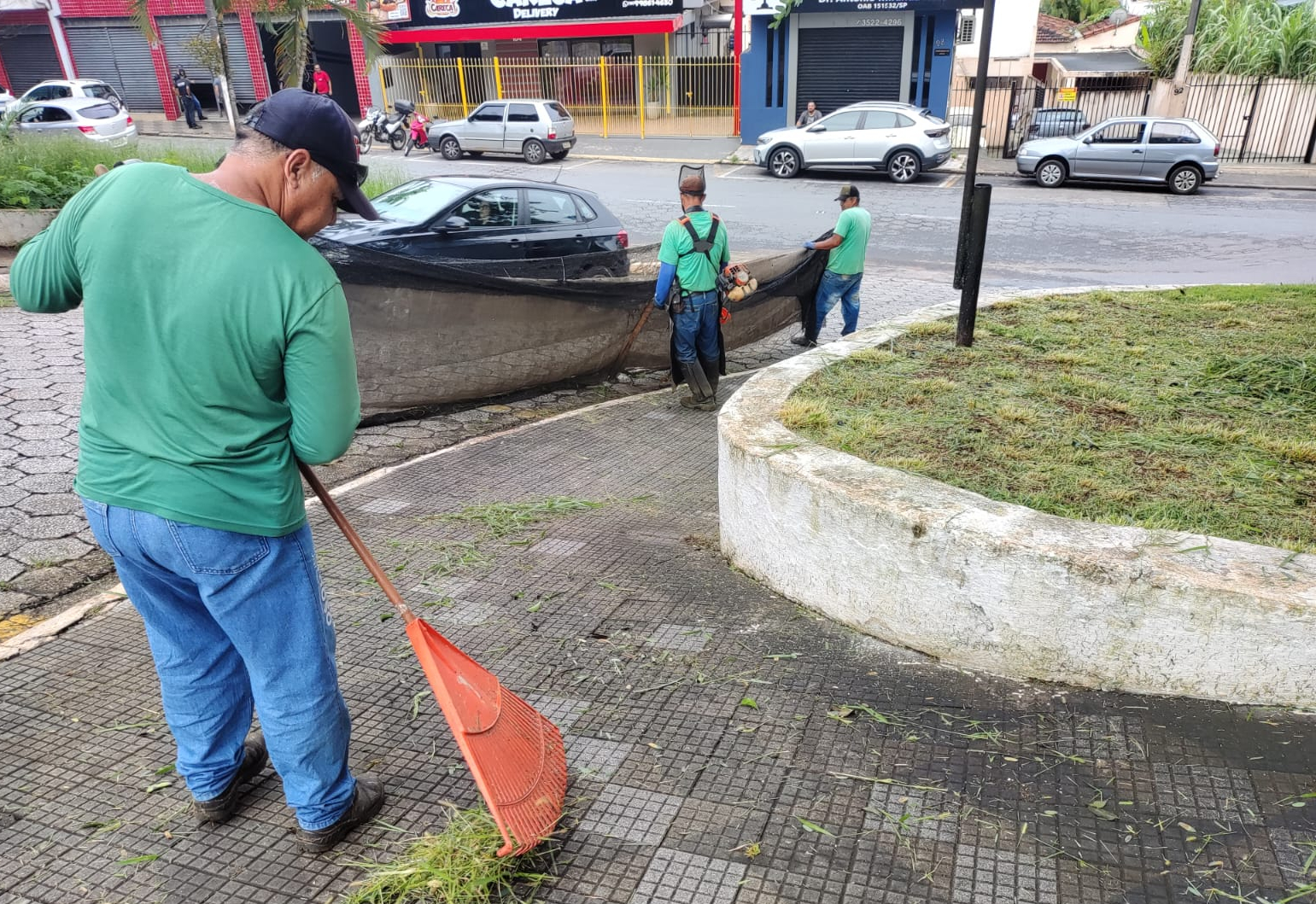 Serviços de Roçada e Limpeza seguem a todo vapor em Itapeva