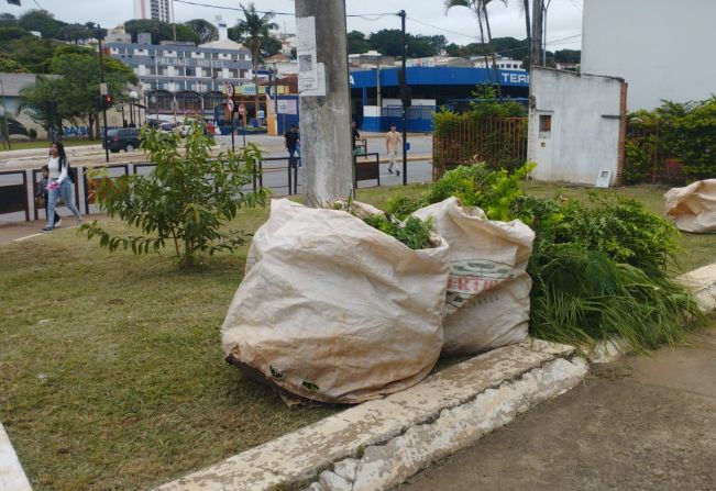 Trabalhos de manutenção urbana acontecem na Vila Nossa Senhora de Fátima e Imadiações