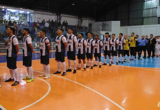 Copa Cidade de Itapeva de Futsal inicia com partidas emocionantes